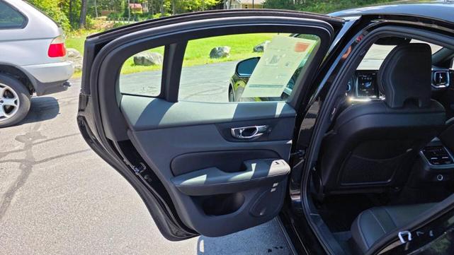 Photo of 2019 Black Volvo S60