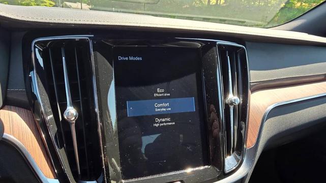 Photo of 2019 Black Volvo S60