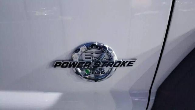Photo of 2011 White Ford F-450
