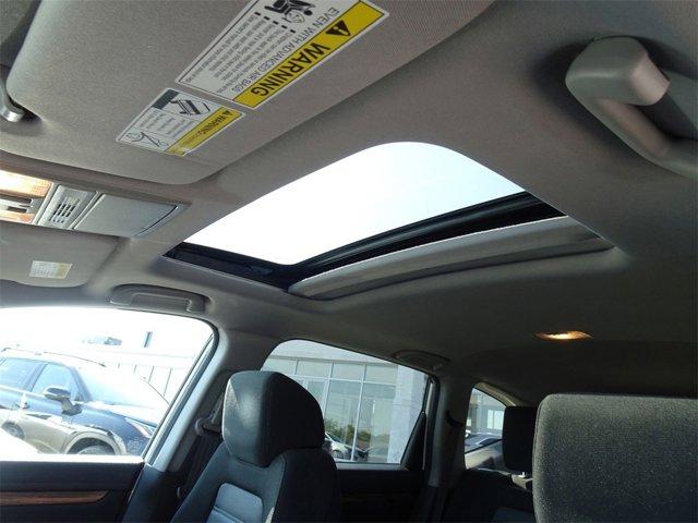 Photo of 2022 White Honda CR-V