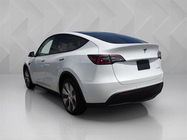 Photo of 2021 White Tesla Model Y