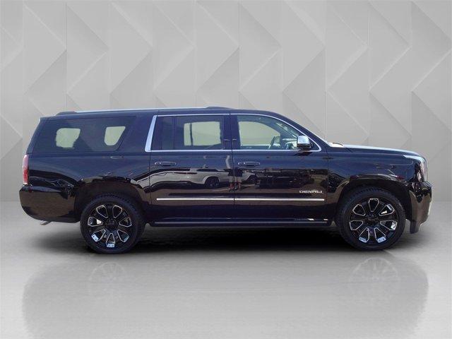 Photo of 2019 Onyx Black GMC Yukon XL