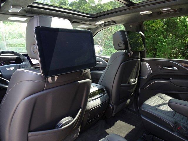 Photo of 2022 Crystal White Tricoat Cadillac Escalade
