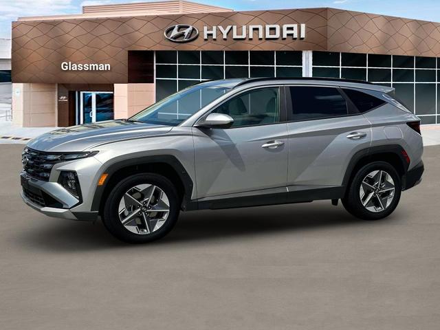 Photo of 2025 Shimmering Silver Hyundai TUCSON