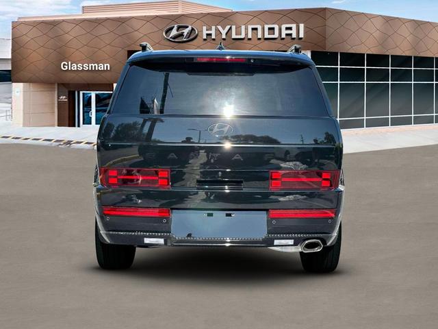 Photo of 2025 Phantom Black Hyundai SANTA FE