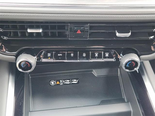 Photo of 2025 Black Chevrolet Suburban