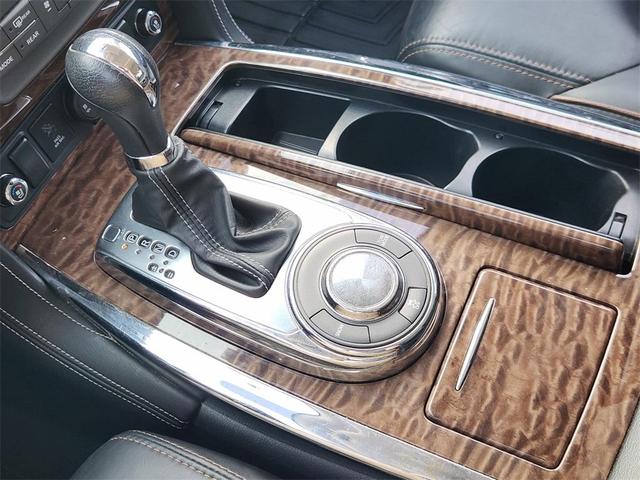 Photo of 2018 Brilliant Silver Nissan Armada