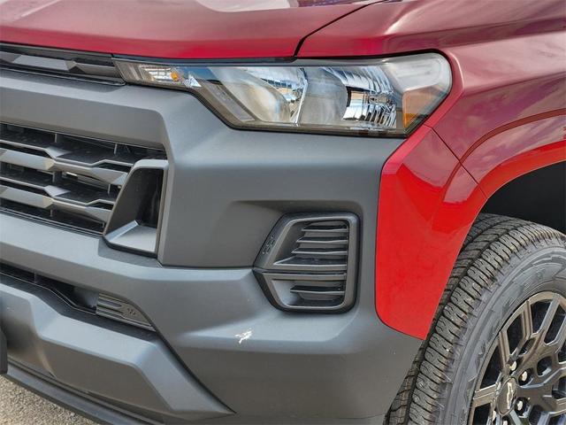 Photo of 2025 Radiant Red Chevrolet Colorado