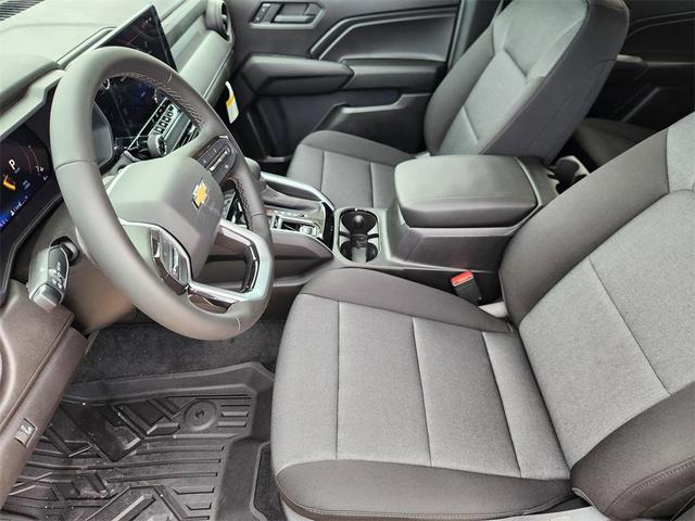 Photo of 2025 Radiant Red Chevrolet Colorado