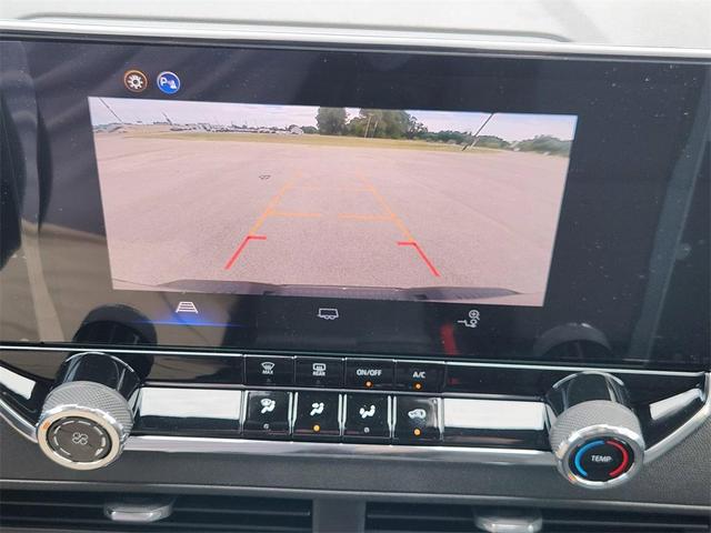 Photo of 2025 Radiant Red Chevrolet Colorado