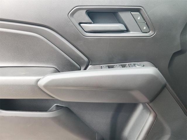 Photo of 2025 Radiant Red Chevrolet Colorado