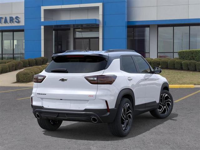 Photo of 2026 Iridescent Pearl Tricoat Chevrolet Trailblazer