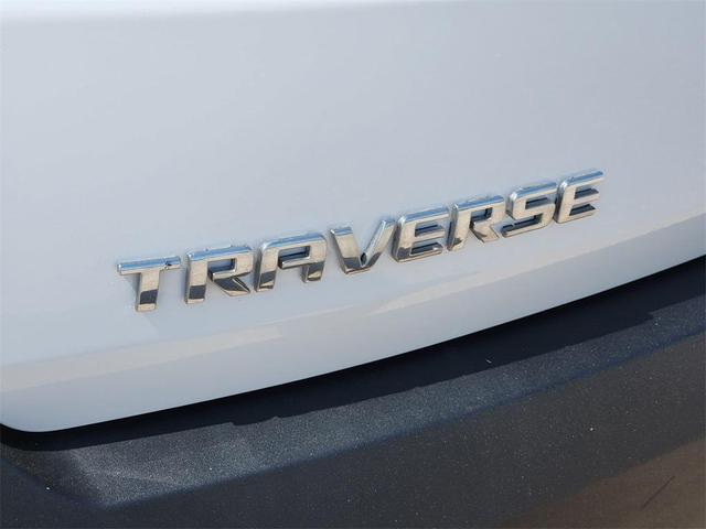 Photo of 2020 Summit White Chevrolet Traverse
