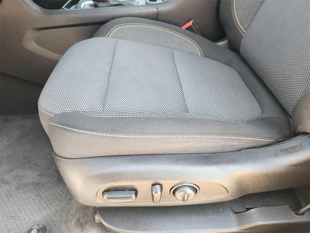 Photo of 2020 Summit White Chevrolet Traverse