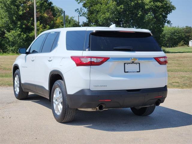 Photo of 2020 Summit White Chevrolet Traverse