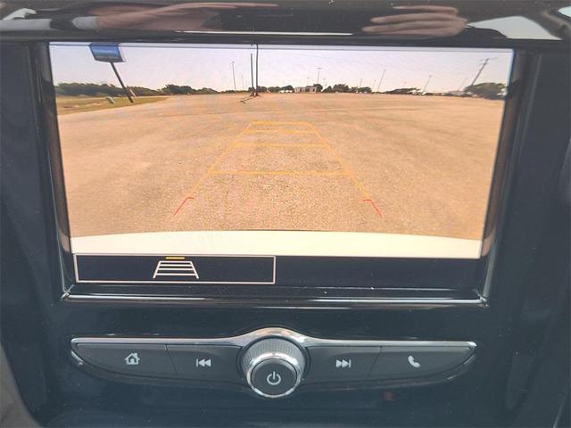 Photo of 2020 Summit White Chevrolet Traverse