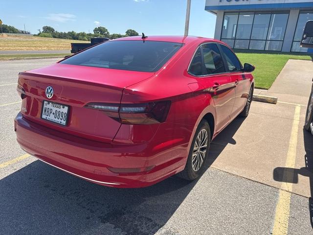 Photo of 2019 Tornado Red Volkswagen Jetta