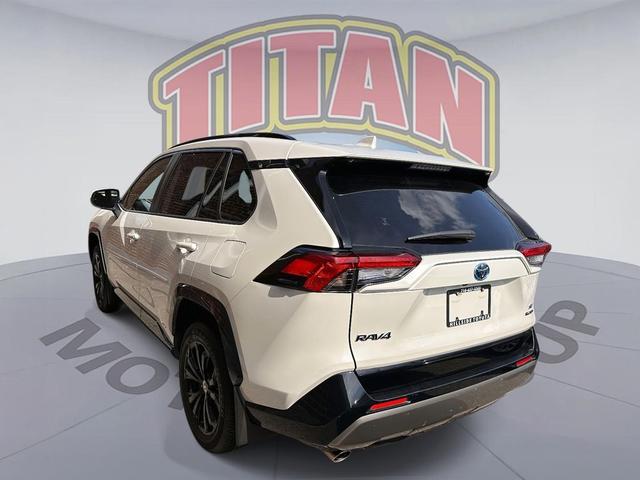 Photo of 2022 Blizzard Pearl Toyota RAV4 Hybrid