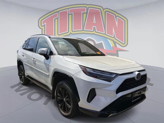 Photo of 2022 Blizzard Pearl Toyota RAV4 Hybrid
