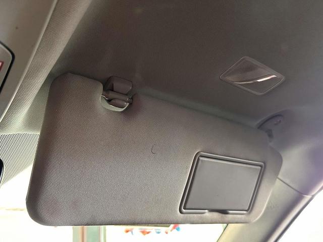 Photo of 2021 Moon Dust Toyota Highlander