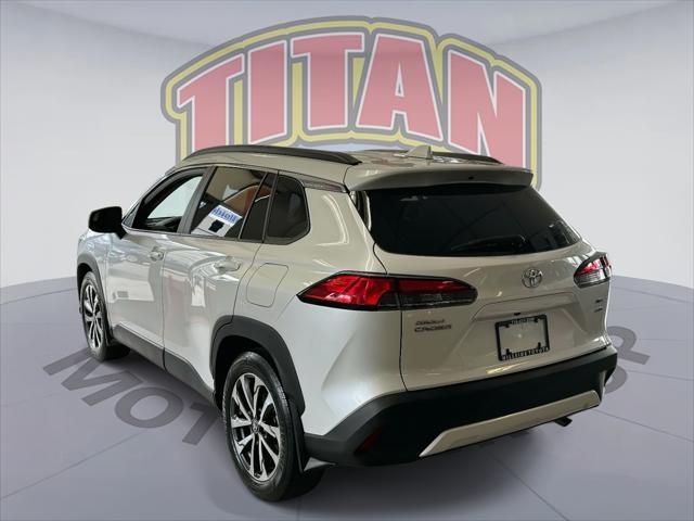 Photo of 2022 Wind Chill Pearl Toyota Corolla Cross