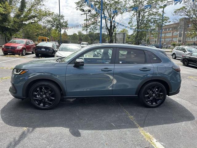 Photo of 2023 Nordic Forest Pearl Honda HR-V