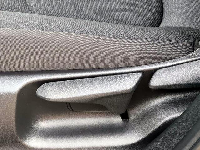 Photo of 2022 Classic Silver Metallic Toyota Corolla
