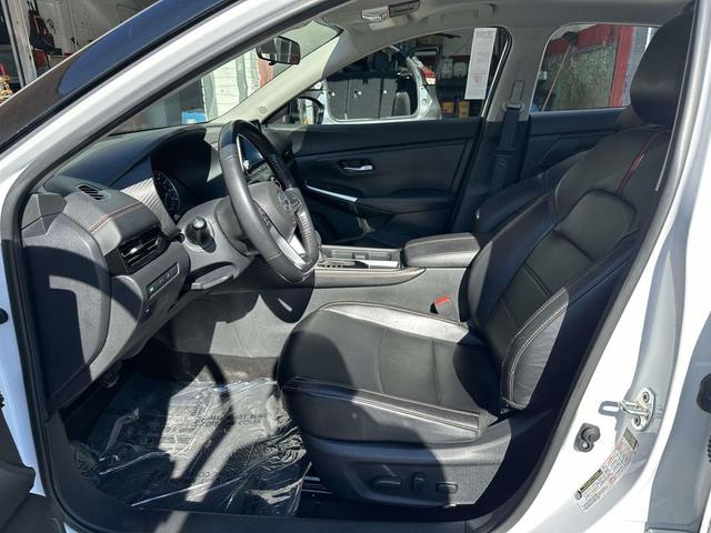 Photo of 2022 Super Black Nissan Sentra