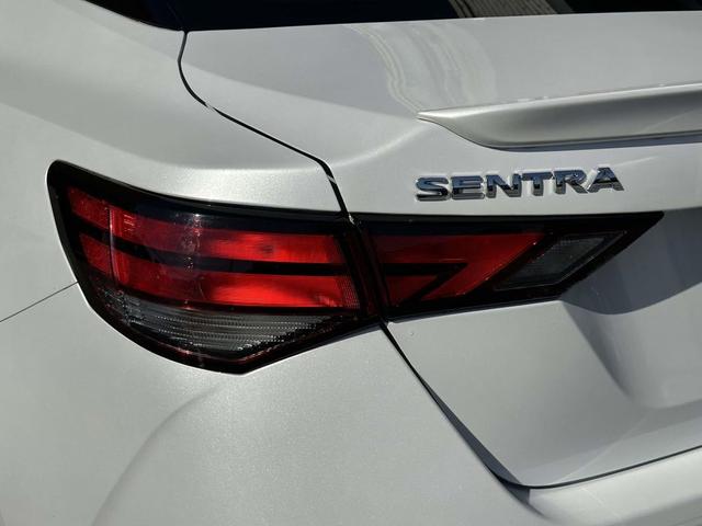 Photo of 2022 Super Black Nissan Sentra