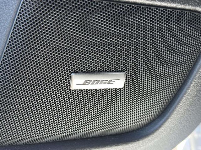Photo of 2022 Super Black Nissan Sentra