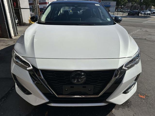 Photo of 2022 Super Black Nissan Sentra