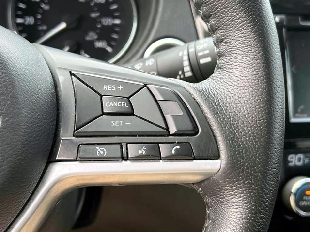 Photo of 2020 Brilliant Silver Metallic Nissan Rogue