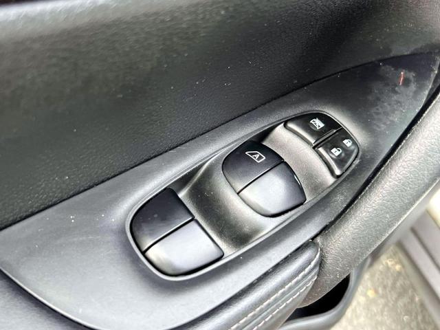 Photo of 2020 Brilliant Silver Metallic Nissan Rogue