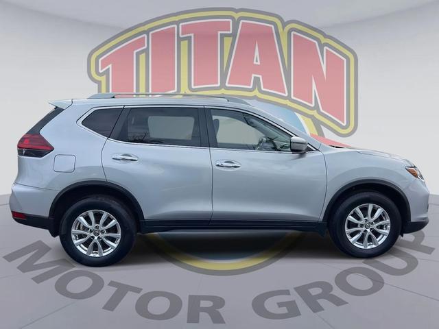 Photo of 2020 Brilliant Silver Metallic Nissan Rogue