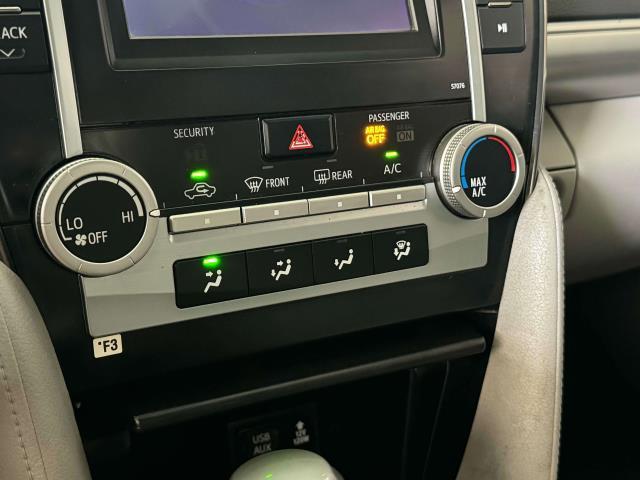 Photo of 2014 Classic Silver Metallic Toyota Camry