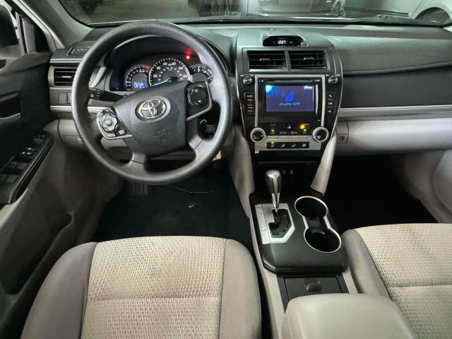 Photo of 2014 Classic Silver Metallic Toyota Camry