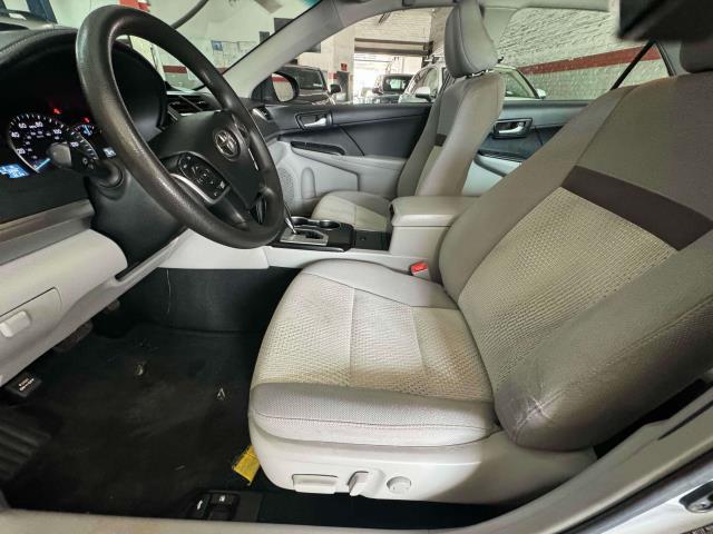 Photo of 2014 Classic Silver Metallic Toyota Camry