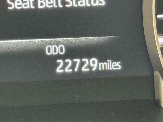 Photo of 2023 Wind Chill Pearl Toyota Highlander