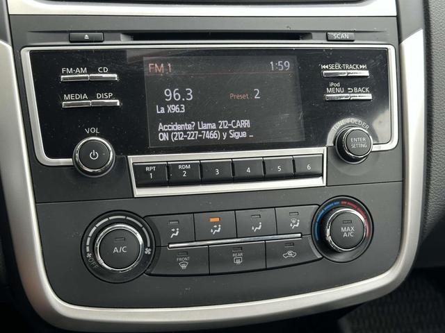 Photo of 2017 Brilliant Silver Nissan Altima