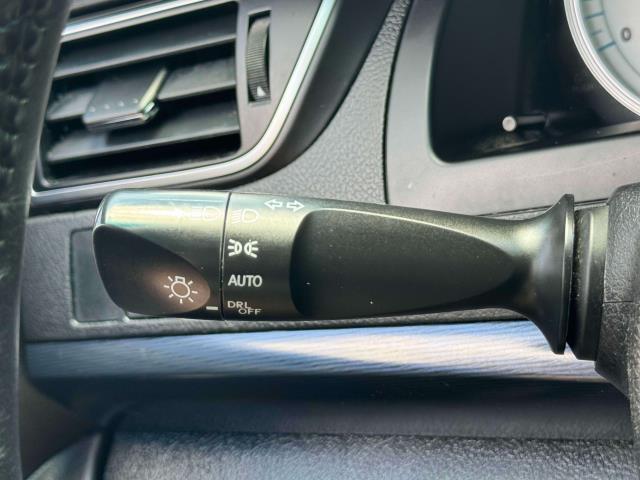 Photo of 2016 Blue Streak Metallic Toyota Camry