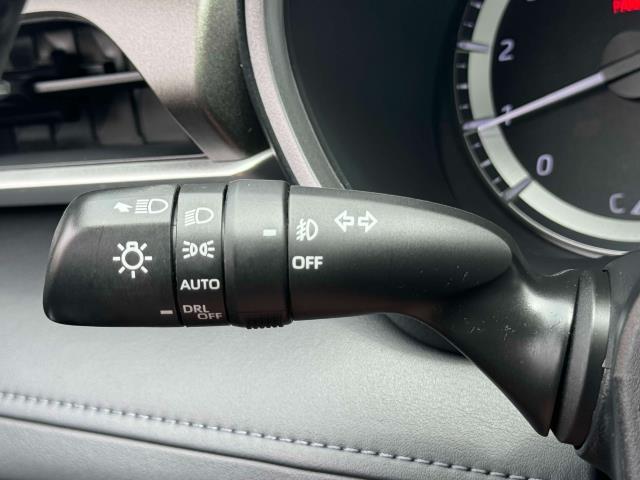 Photo of 2023 Midnight Black Metallic Toyota Highlander