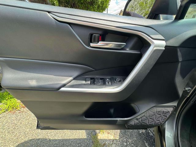 Photo of 2022 Magnetic Gray Metallic Toyota RAV4