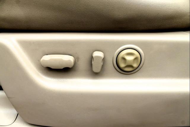Photo of 2013 Silver Cadillac Escalade