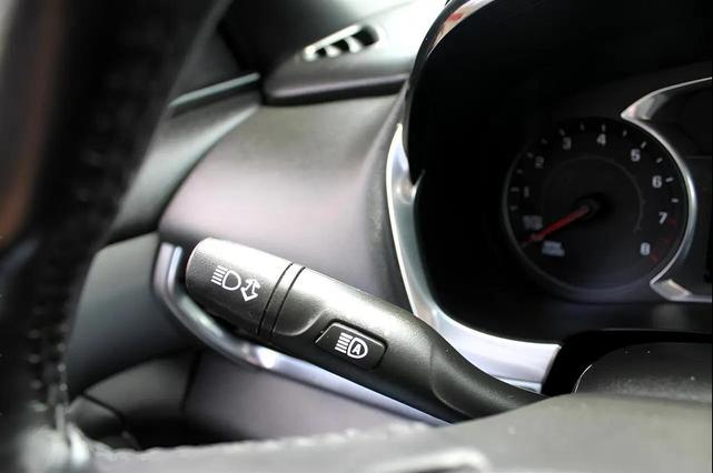 Photo of 2022 Maroon Chevrolet Traverse