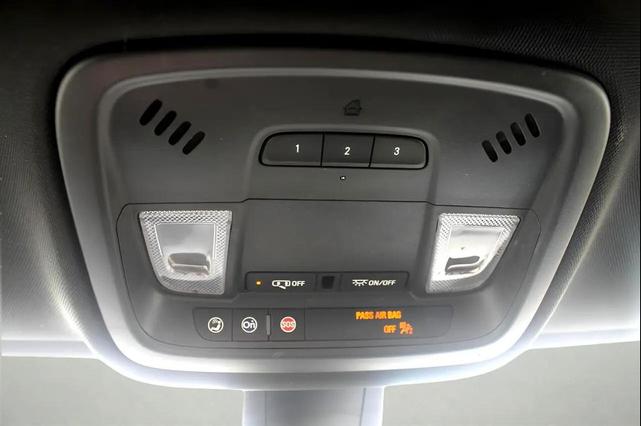 Photo of 2022 Maroon Chevrolet Traverse