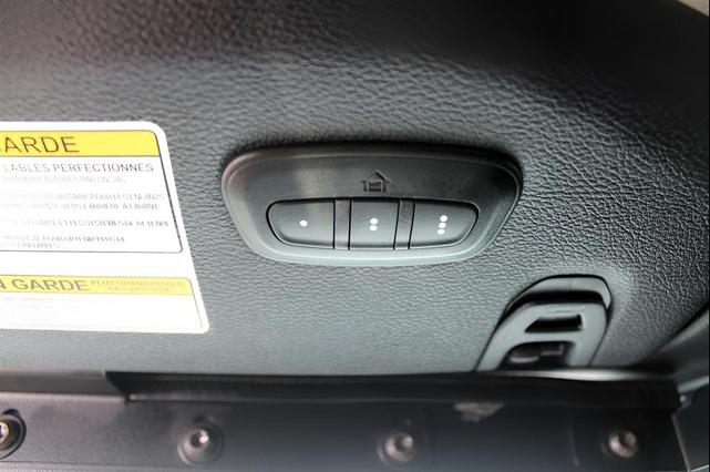 Photo of 2023 White Jeep Wrangler