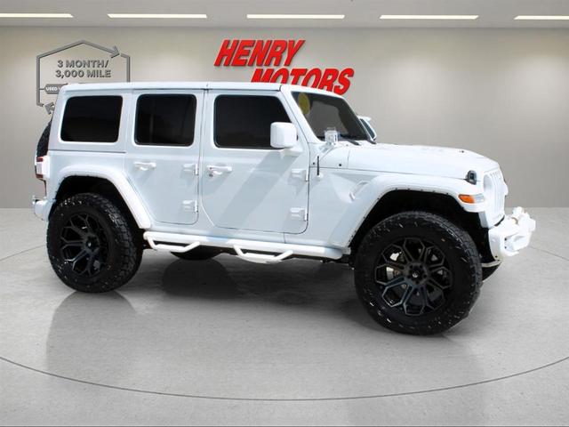 Photo of 2023 White Jeep Wrangler