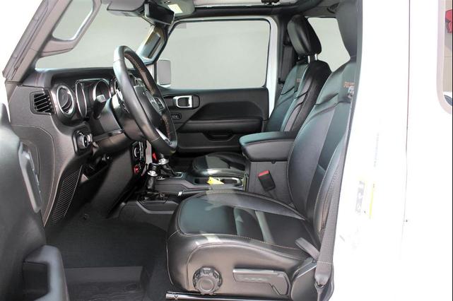 Photo of 2023 White Jeep Wrangler