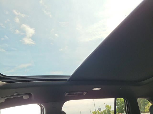 Photo of 2026 Summit White GMC Acadia