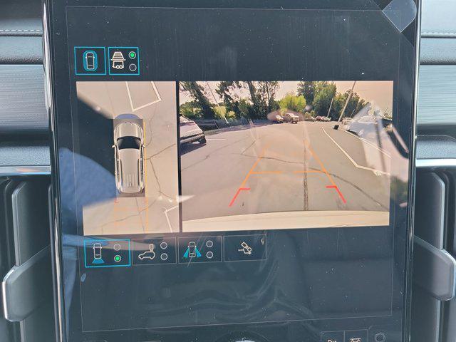 Photo of 2026 Summit White GMC Acadia